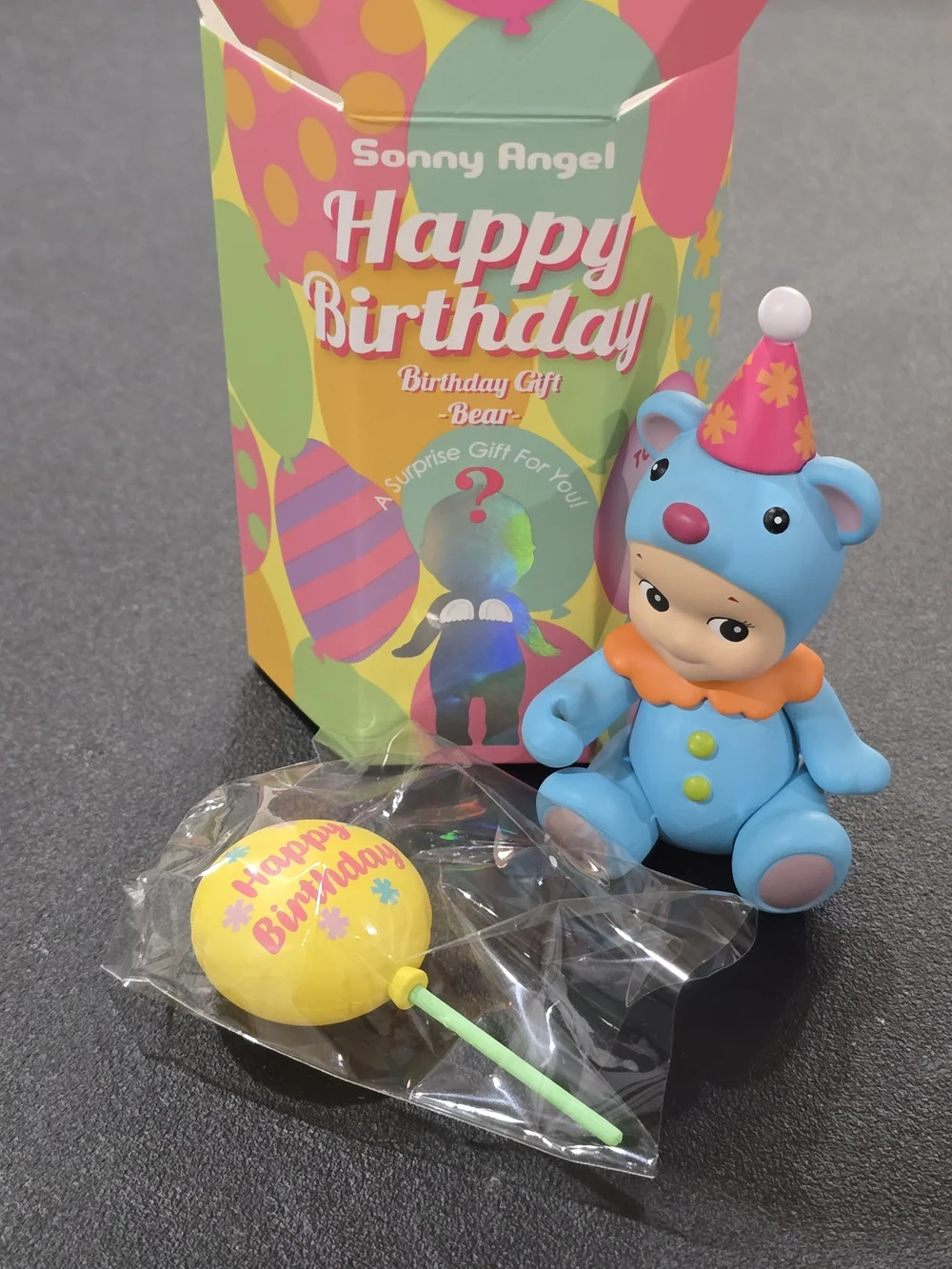 Sonny Angel Birthday Gift Bear Mini Figurw